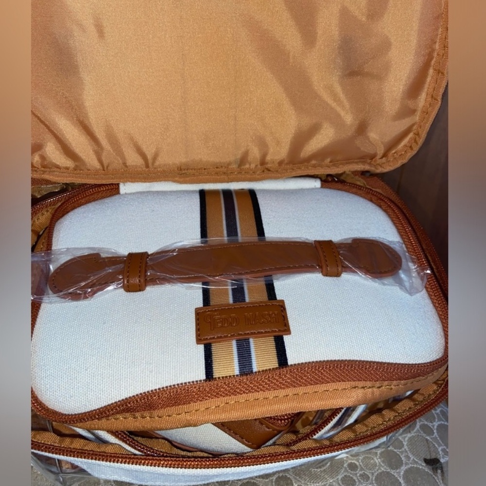 Tedd Nash Backpack + Makeup Bag Set - image 6